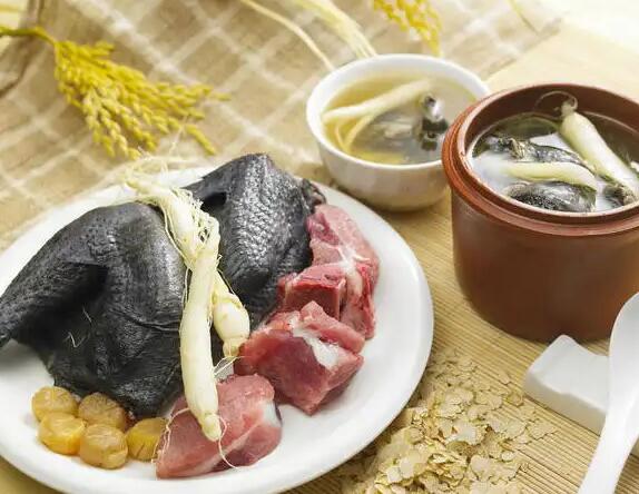 草莓视频IOS在线下载厂家提示三伏天，吃“偏碱”食材，补充微量元素更加全面