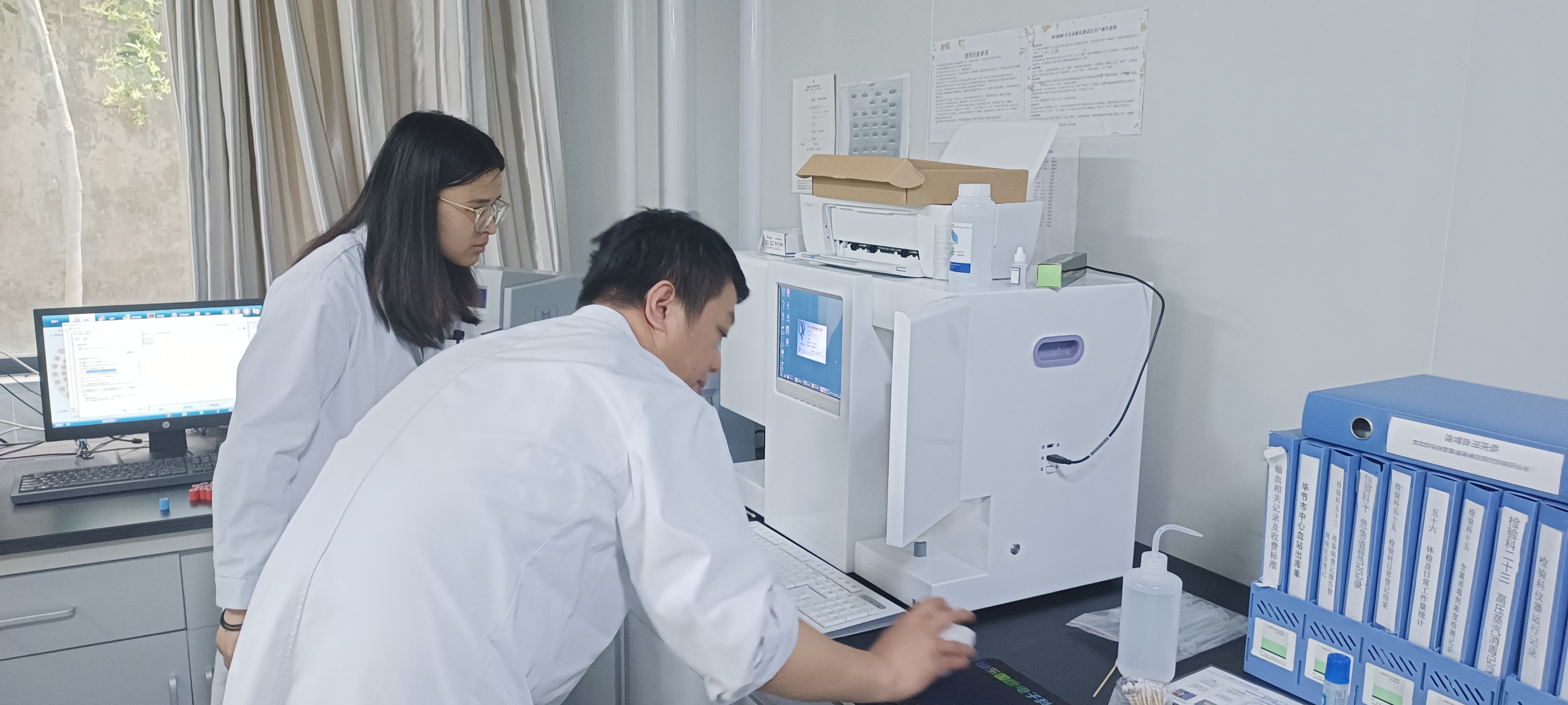 叮咚！GK-1型号草莓视频IOS在线下载器一体机在贵州毕节肿瘤医院装机培训啦！